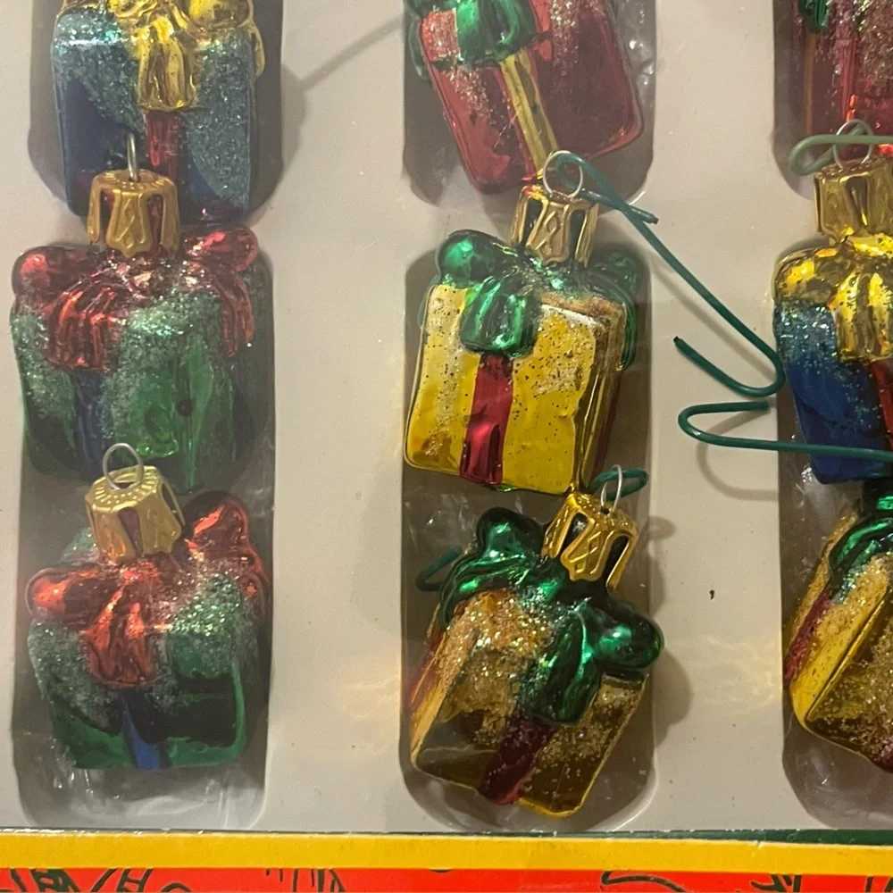Kurt Adler Mini Glass Nutcracker and Presents  Christmas Ornaments 2